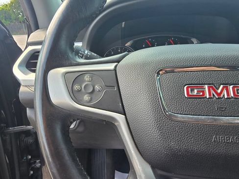 Used 2017 GMC Acadia SLT FWD image 29
