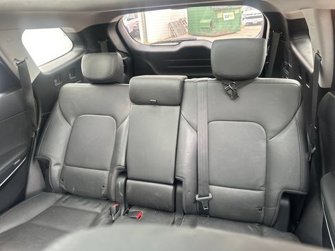 Used 2017 Hyundai Santa Fe AWD w/ SE Ultimate Tech Package 03 image 14