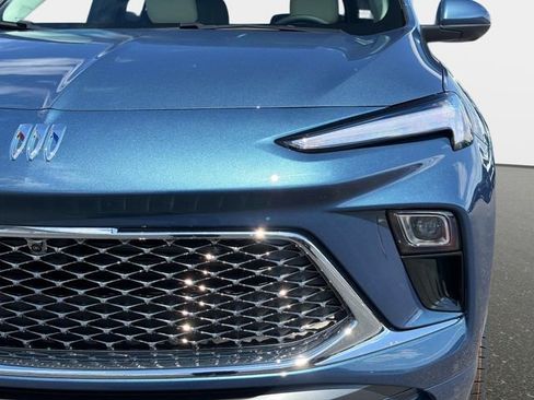 New 2026 Buick Encore GX Avenir image 9
