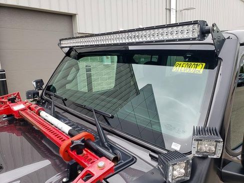 Used 2019 Jeep Wrangler Unlimited Rubicon image 24