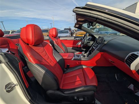 Used 2019 BMW M850i xDrive Convertible image 13