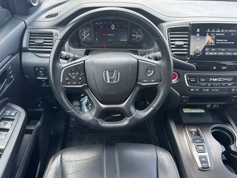 Used 2023 Honda Passport TrailSport image 28