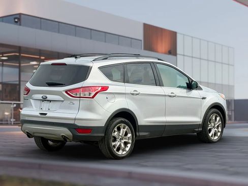 Used 2015 Ford Escape SE w/ Equipment Group 201A AWD/4WD image 11