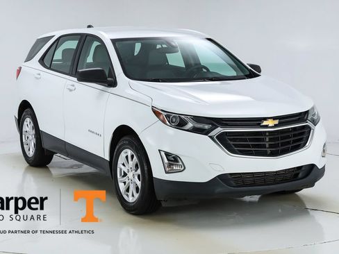 Used 2018 Chevrolet Equinox LS FWD image 15