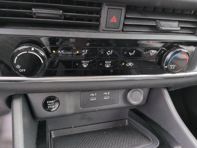 Used 2025 Nissan Rogue S FWD image 21