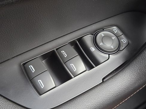 Used 2020 Chevrolet Blazer Premier w/ Driver Confidence II Package image 31