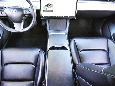 Used 2022 Tesla Model 3 Long Range image 22