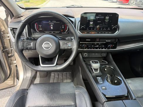 Used 2021 Nissan Rogue Platinum FWD image 27