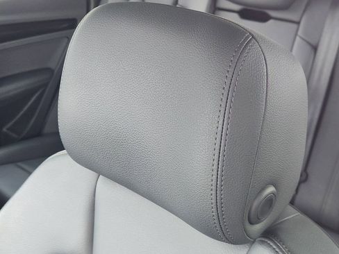 Used 2019 Audi Q5 2.0T Premium Plus w/ Premium Plus Package AWD/4WD image 25