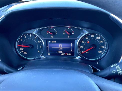 Used 2023 Chevrolet Equinox LT image 48