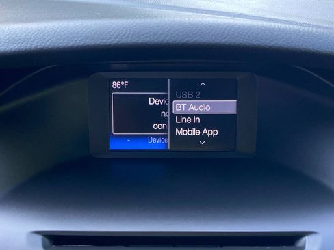 Used 2017 Ford Focus SE FWD image 29