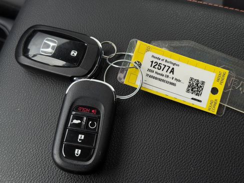 Used 2024 Honda CR-V Sport Touring image 12