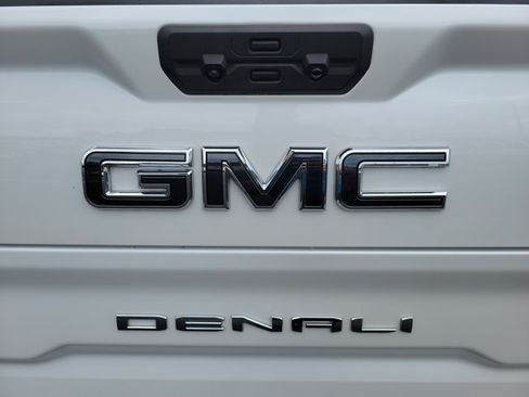 Used 2024 GMC Sierra 1500 Denali Ultimate AWD/4WD image 31