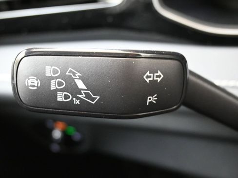 New 2026 Volkswagen Jetta SEL image 28