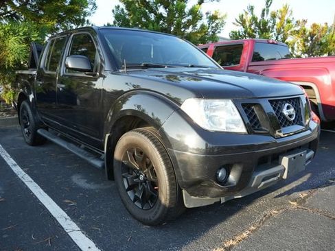 Used 2018 Nissan Frontier SV w/ Value Truck Package RWD image 1