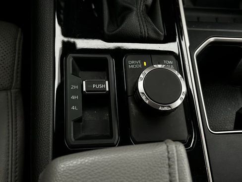 Used 2024 Toyota Tundra Limited w/ Power Package AWD/4WD image 25