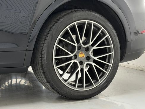 Used 2019 Porsche Cayenne AWD/4WD image 99