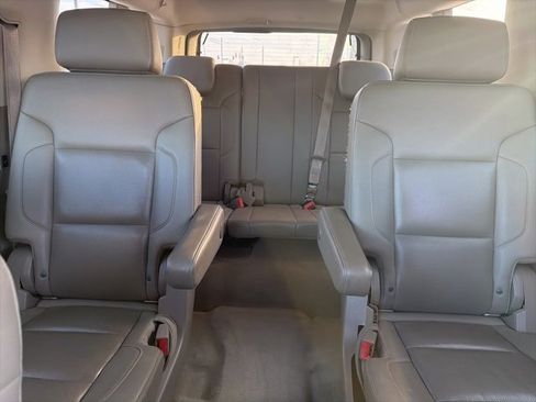 Used 2015 Chevrolet Suburban LTZ image 24