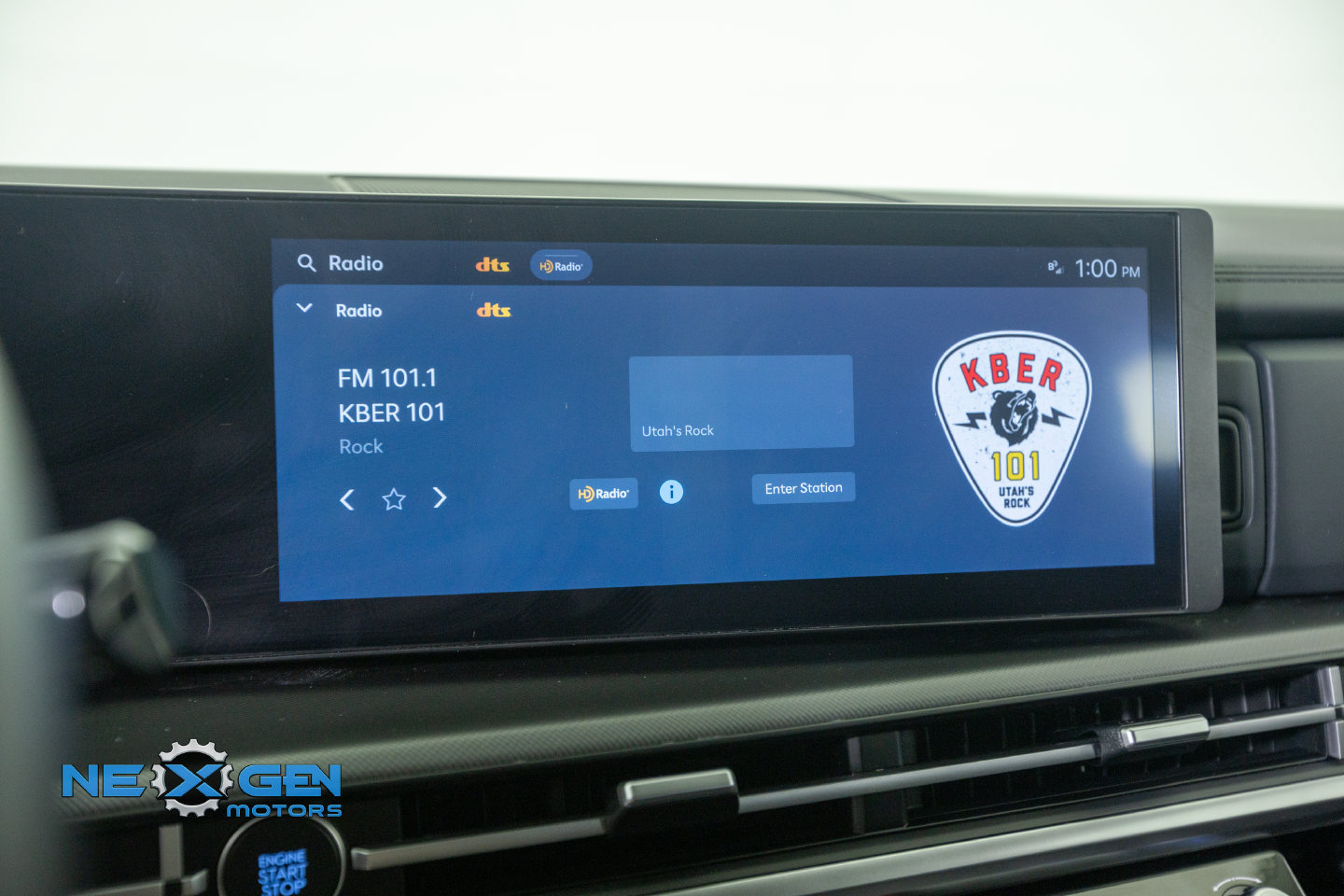 Used 2025 Hyundai Santa Fe XRT AWD/4WD image 19