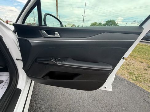 Used 2023 Kia K5 LXS image 18