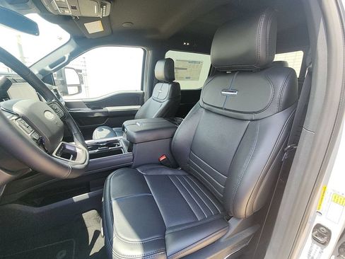 New 2026 Ford F250 Platinum w/ Tremor Off-Road Package AWD/4WD image 15