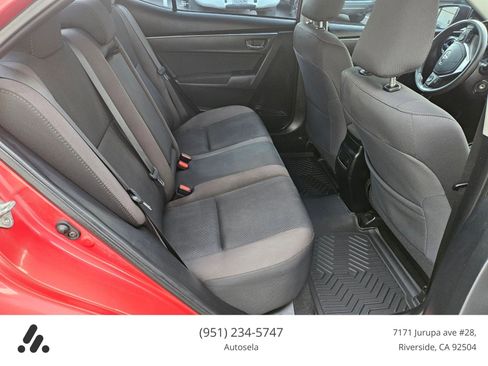 Used 2019 Toyota Corolla LE image 18