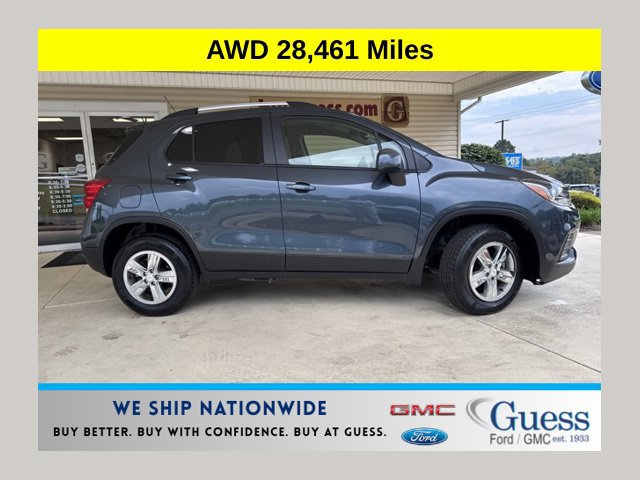 Used 2022 Chevrolet Trax LT w/ LT Convenience Package AWD/4WD image 1