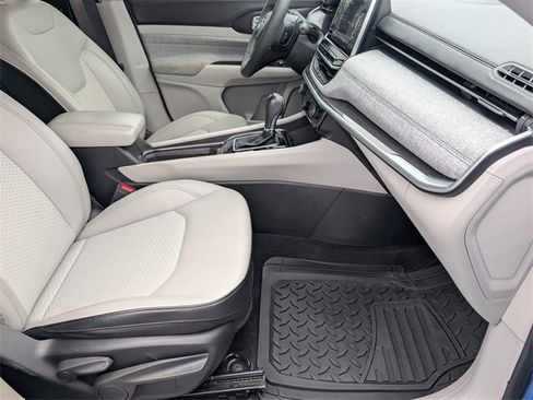 Used 2022 Jeep Compass Latitude w/ Sun and Sound Group image 26