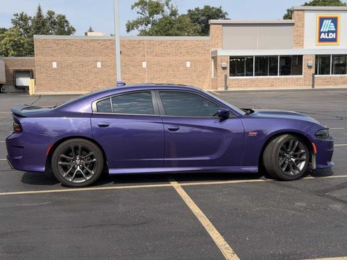 Used 2023 Dodge Charger Scat Pack w/ Plus Group RWD image 9