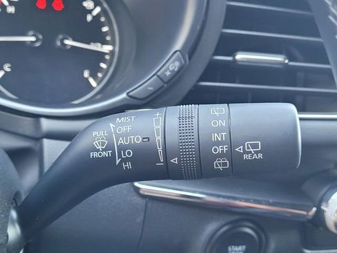 Used 2022 MAZDA MAZDA3 s image 16