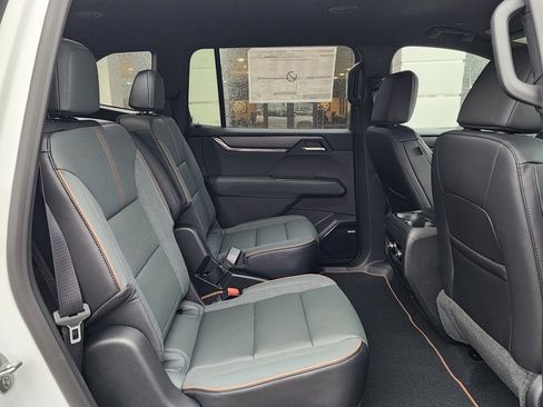 New 2026 GMC Acadia AT4 image 47