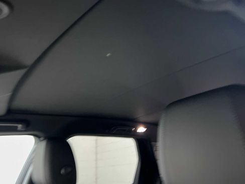 Used 2025 Land Rover Discovery Sport Dynamic SE image 14