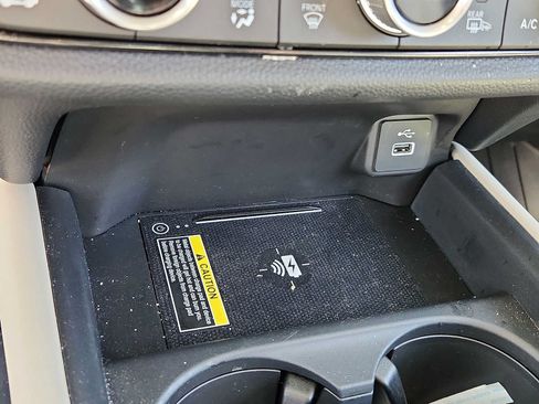 Used 2025 Honda HR-V EX-L image 25