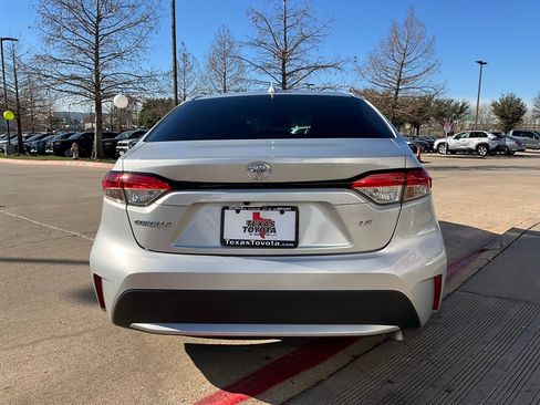 Used 2020 Toyota Corolla LE image 7