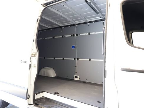 Used 2023 Mercedes-Benz Sprinter 2500 image 24