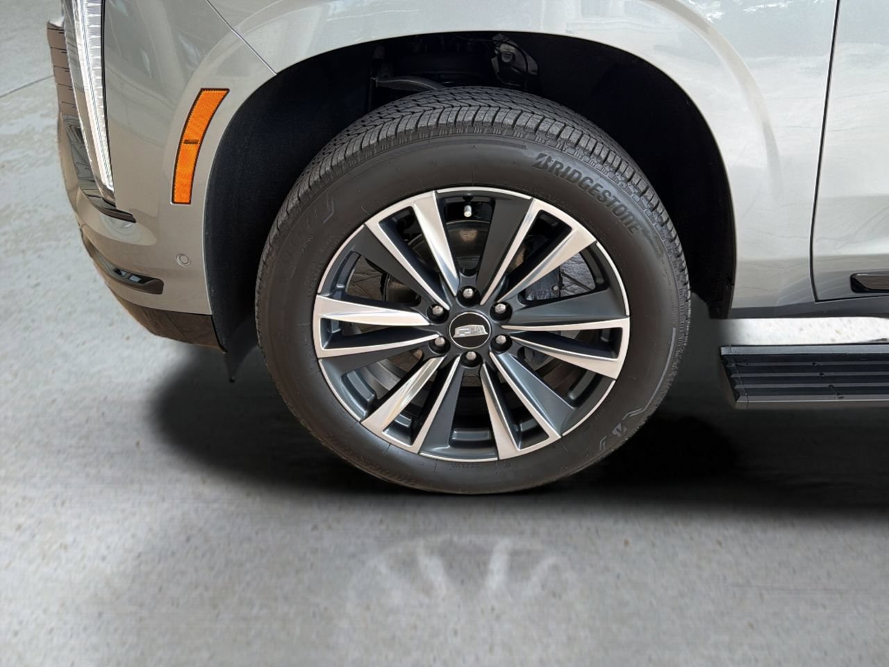 Used 2025 Cadillac Escalade Sport AWD/4WD image 9