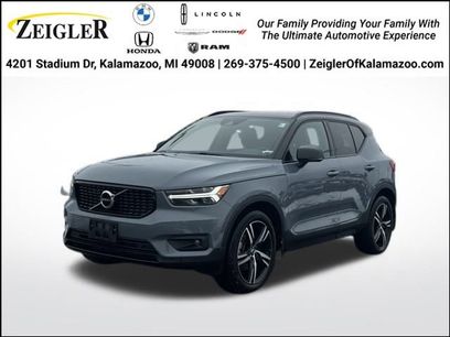 Used 2020 Volvo XC40 T5 R-Design