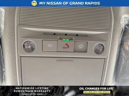 New 2026 Nissan Kicks SR w/ Cold Weather Package image 15