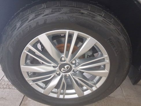 Used 2021 INFINITI QX80 Luxe RWD image 12