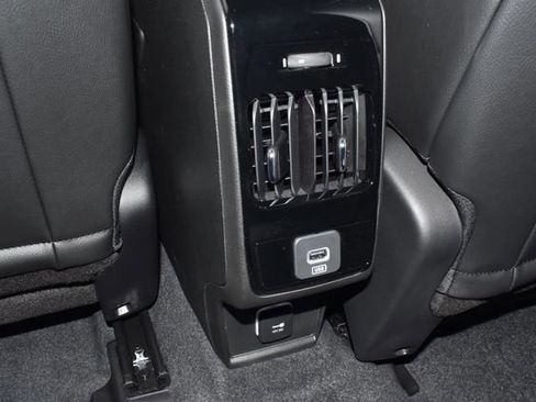 New 2026 Jeep Compass Latitude image 26