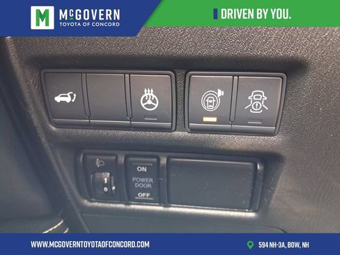 Used 2021 INFINITI QX80 Premium Select w/ All-Season Package AWD/4WD image 32