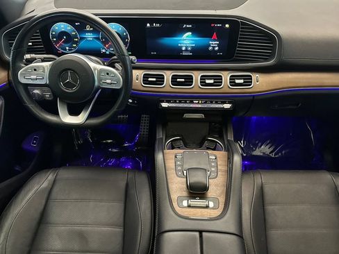 Used 2021 Mercedes-Benz GLS 580 4MATIC image 13