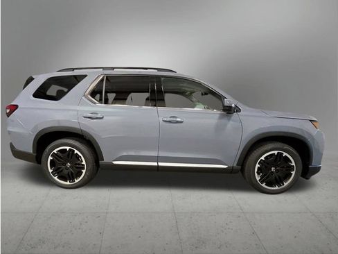 New 2026 Honda Pilot Touring image 6
