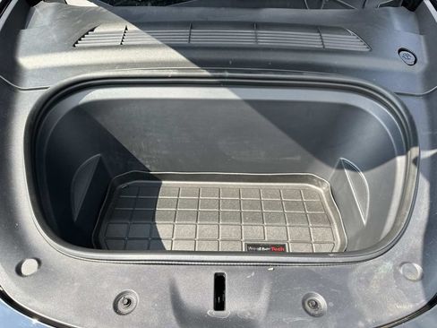 Used 2023 Tesla Model Y Performance AWD/4WD image 11