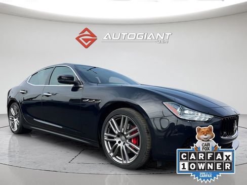 Used 2017 Maserati Ghibli Base image 10