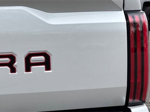 Used 2023 Toyota Tundra Limited image 50