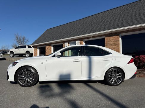 Used 2017 Lexus IS 300 AWD image 16