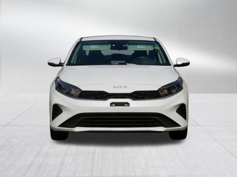 Certified 2024 Kia Forte LXS w/ LXS Technology Package FWD image 2