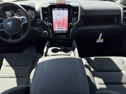 New 2026 RAM 1500 Big Horn AWD/4WD image 15