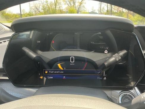 New 2026 Chevrolet Trax ACTIV w/ Sunroof Package FWD image 23